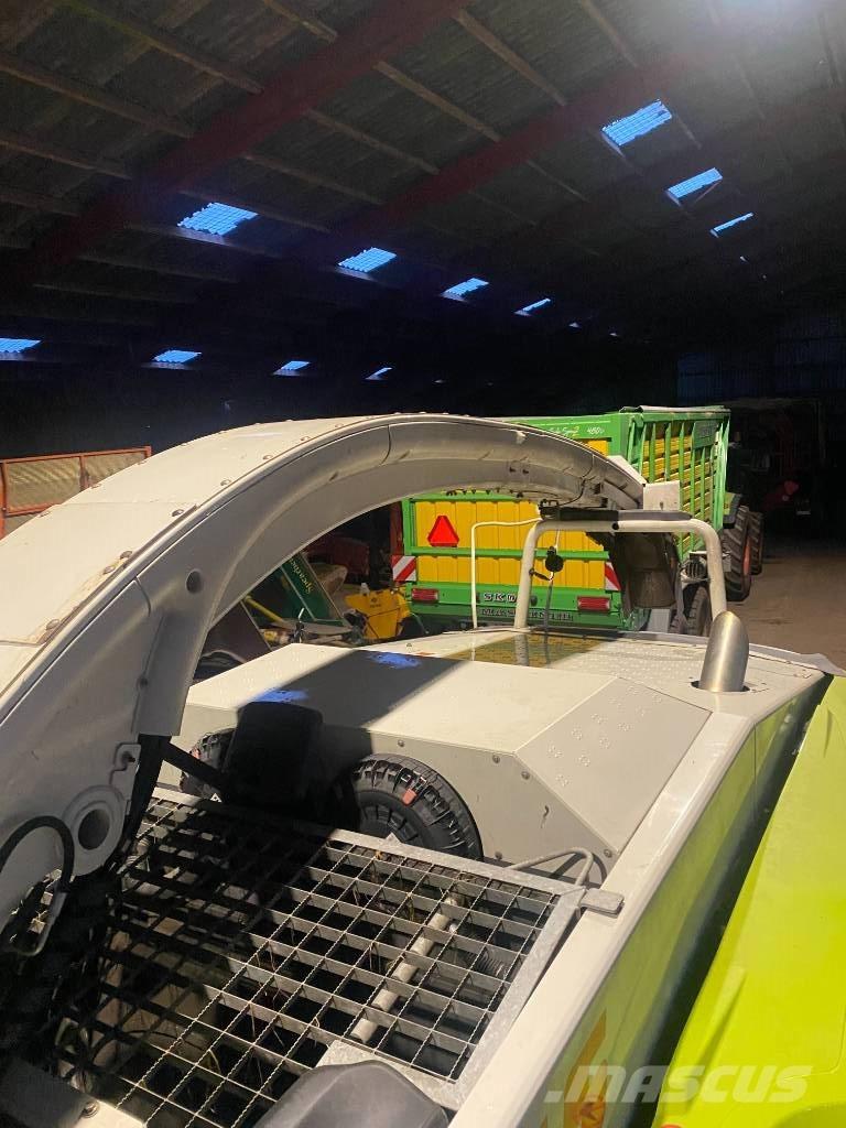 CLAAS JAGUAR 960 (497) علافات ذاتية الدفع