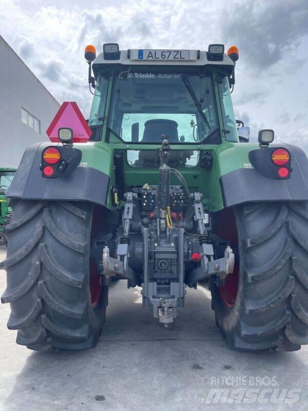 Fendt 820 Vario TMS الجرارات