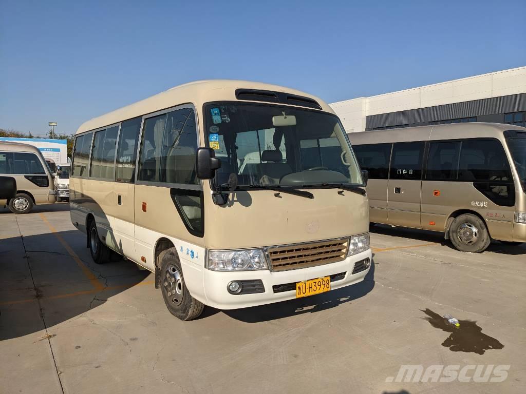 Toyota Coaster Bus حافلة صغيرة