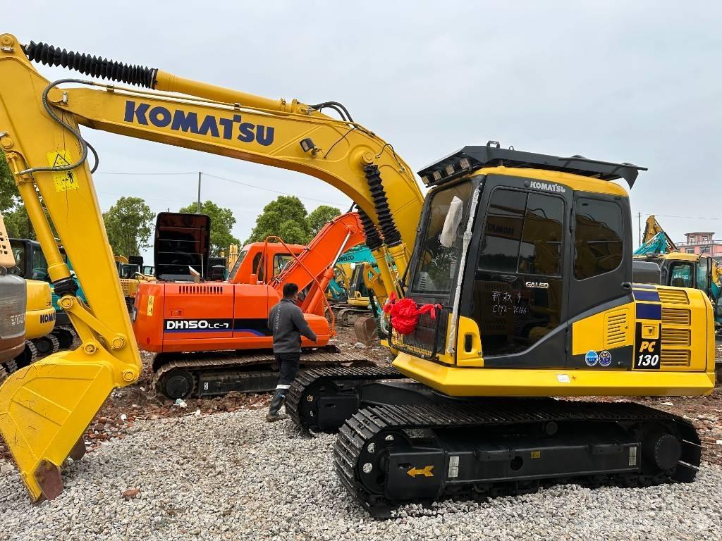 Komatsu PC 130 حفارات وسط 7 طن - 12 طن