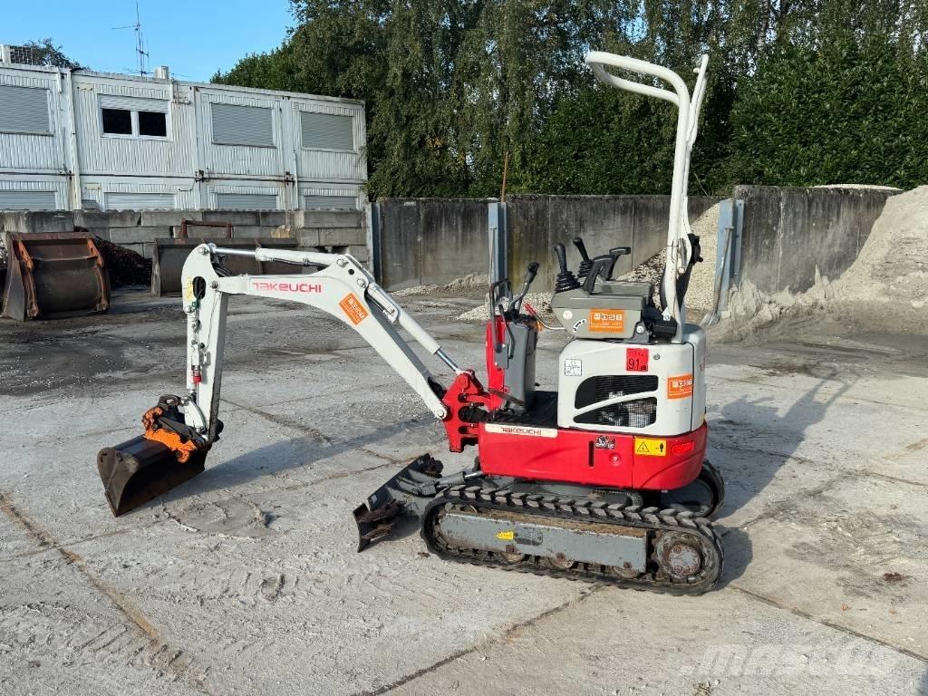 Takeuchi TB 210 R حفارات صغيرة أقل من 7 طن (حفارات صغيرة)
