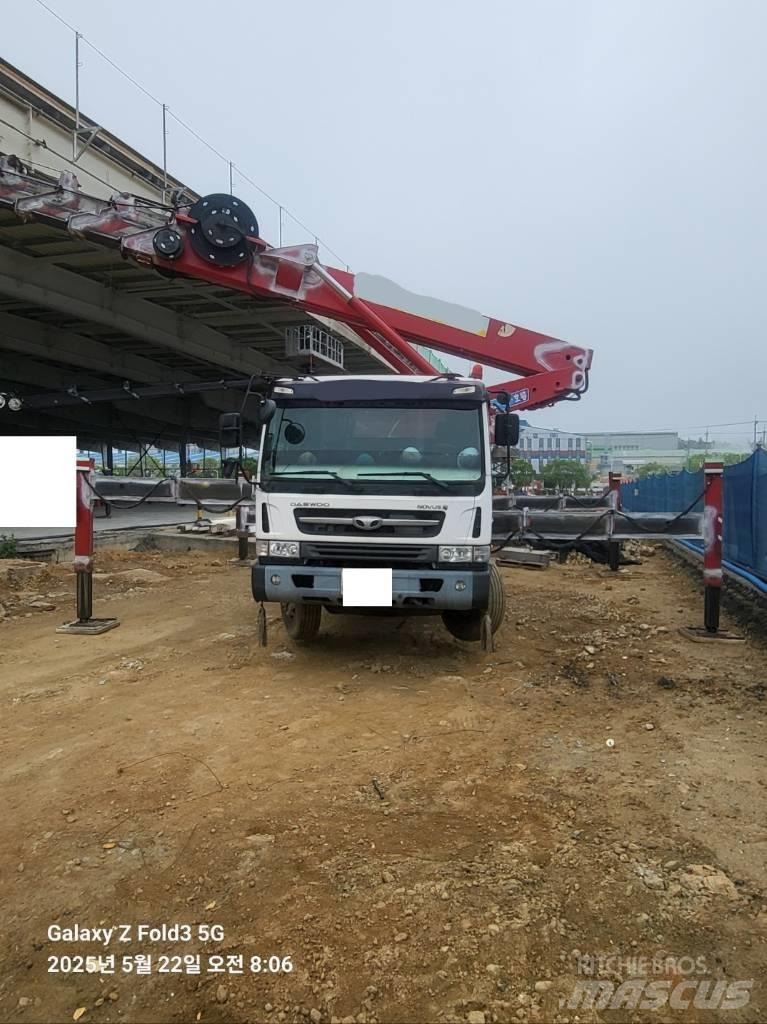 Horyong SKY4504 المنصات الهوائية المثبتة على شاحنة