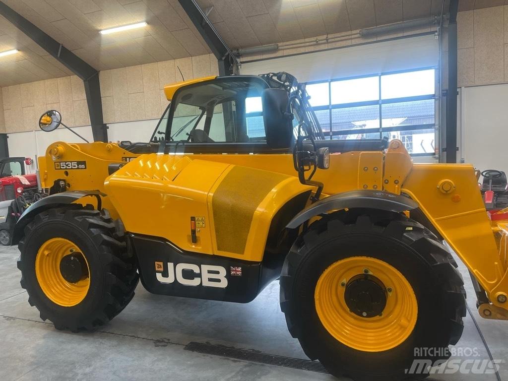 JCB 535-95 مناولات متداخلة