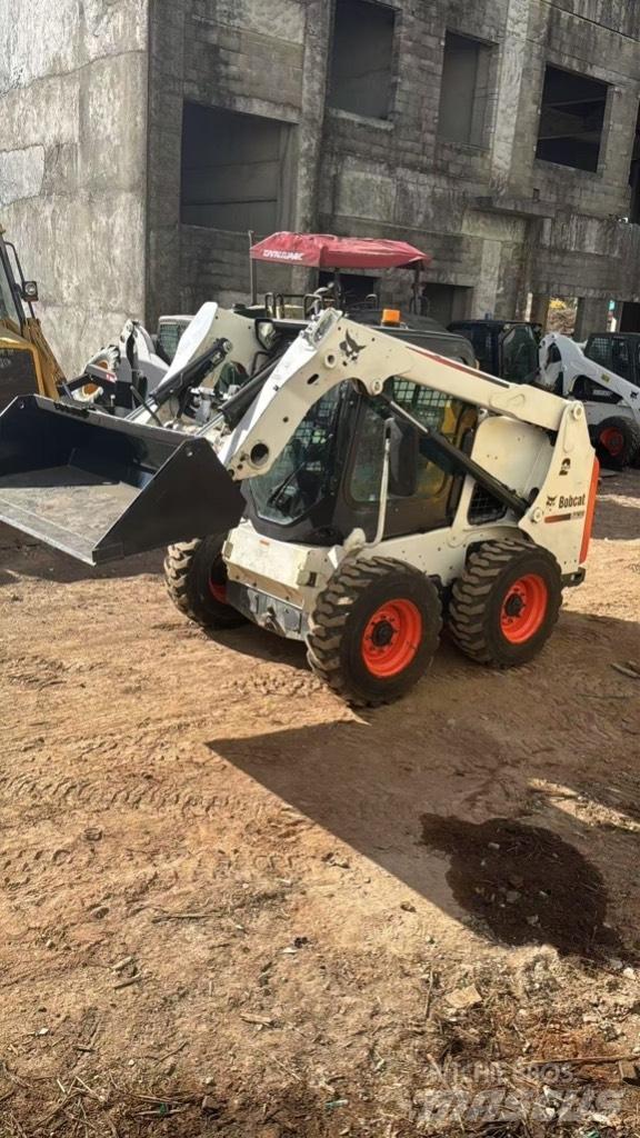 Bobcat S 630 لوادر انزلاقية التوجيه