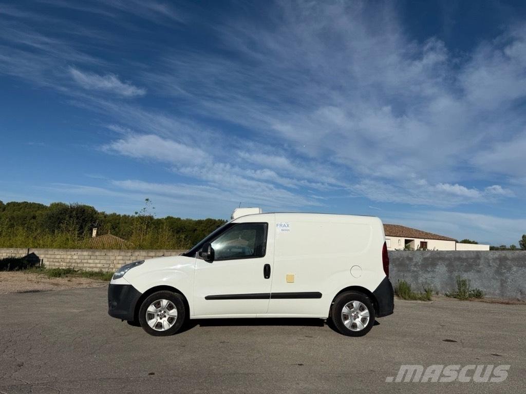 Fiat Doblo شاحنات بدرجة حرارة قابلة للضبط