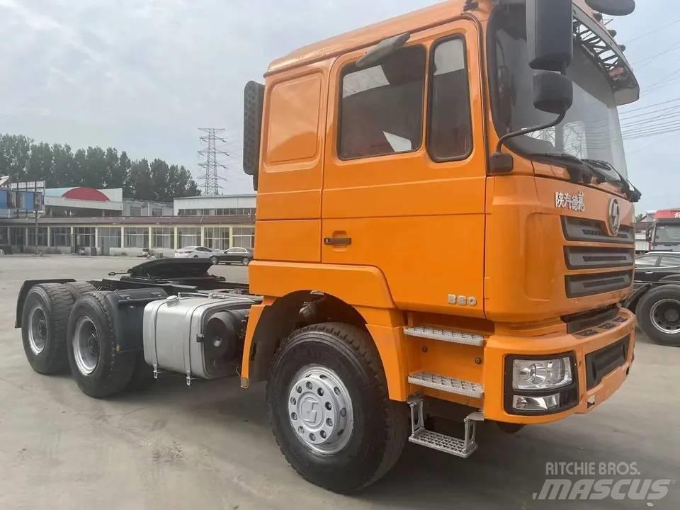 Shacman F3000 6X4 وحدات الجر