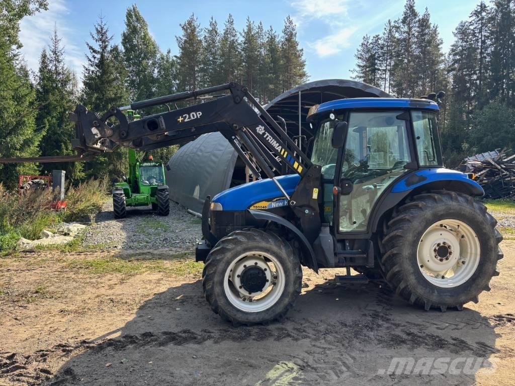 New Holland TD 5040 الجرارات