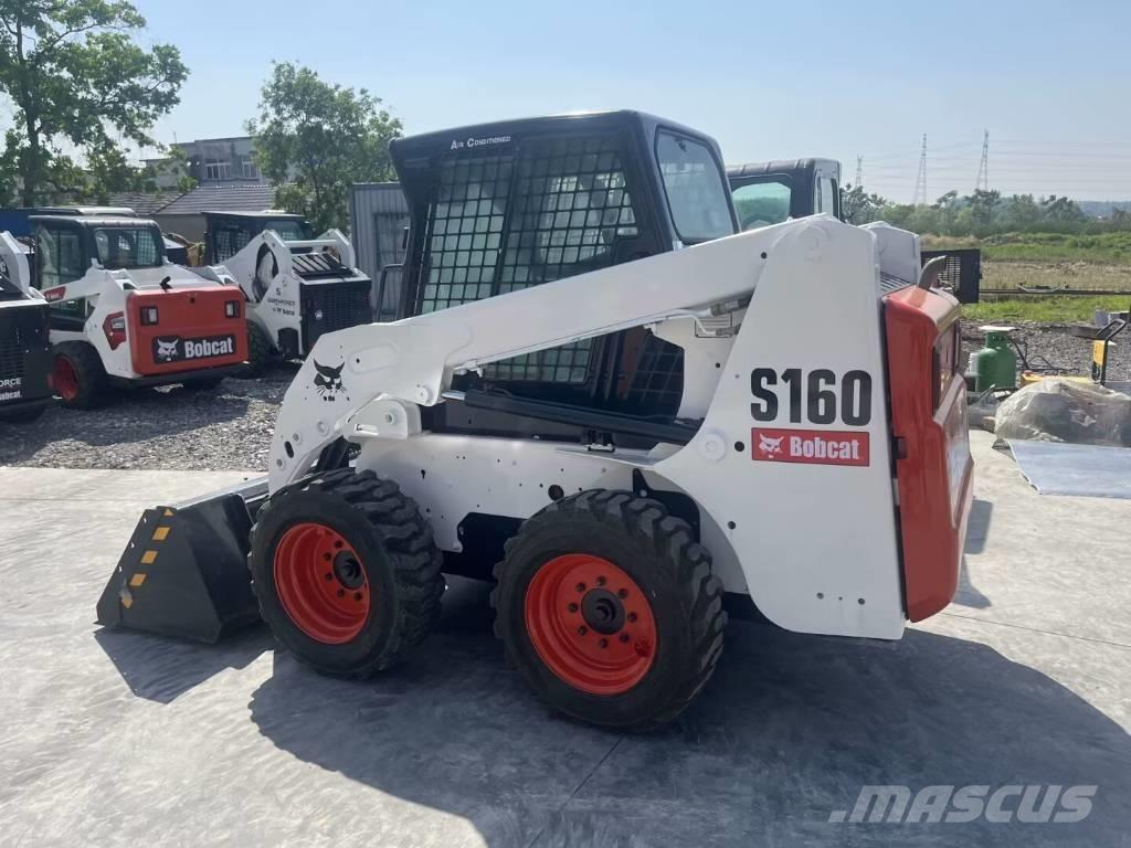 Bobcat S 160 لوادر انزلاقية التوجيه