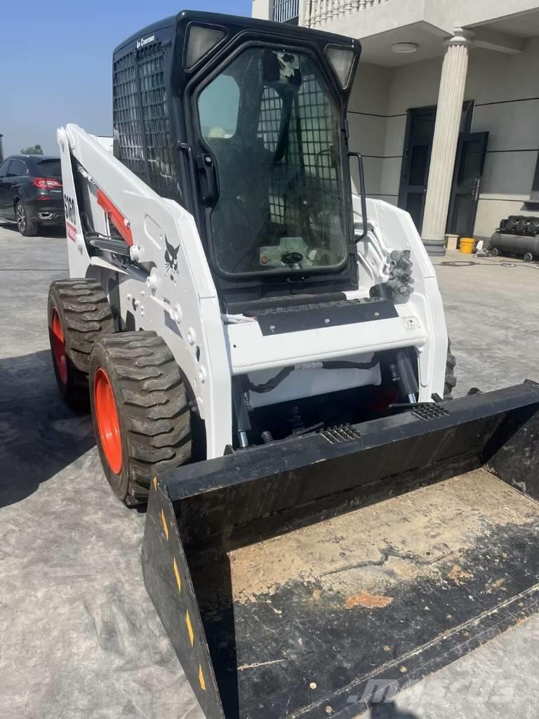 Bobcat S 160 لوادر انزلاقية التوجيه