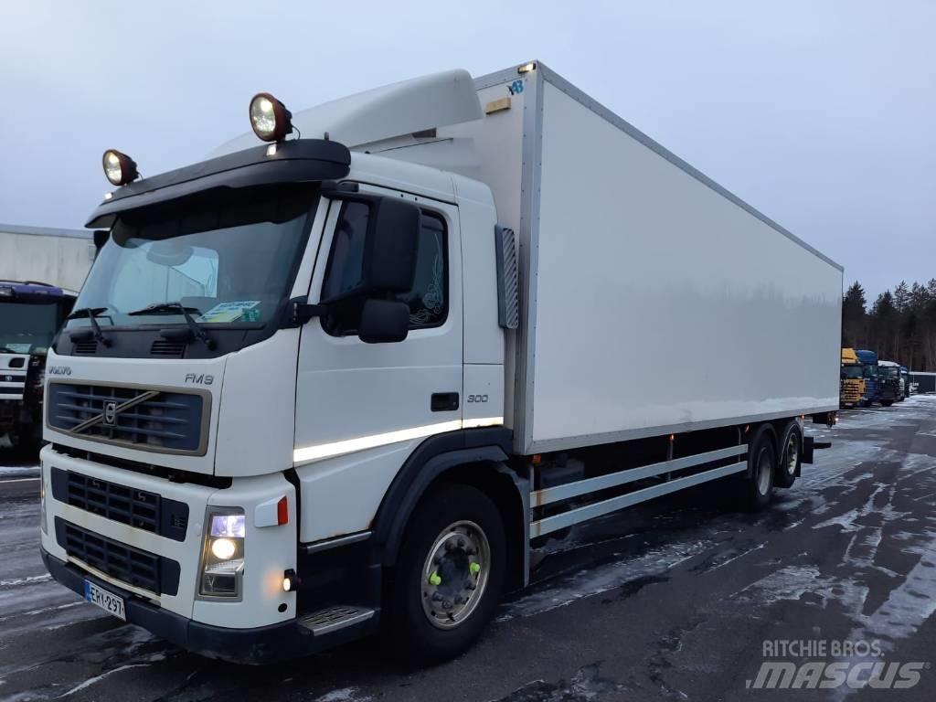 Volvo FM 9 300 شاحنات ذات هيكل صندوقي