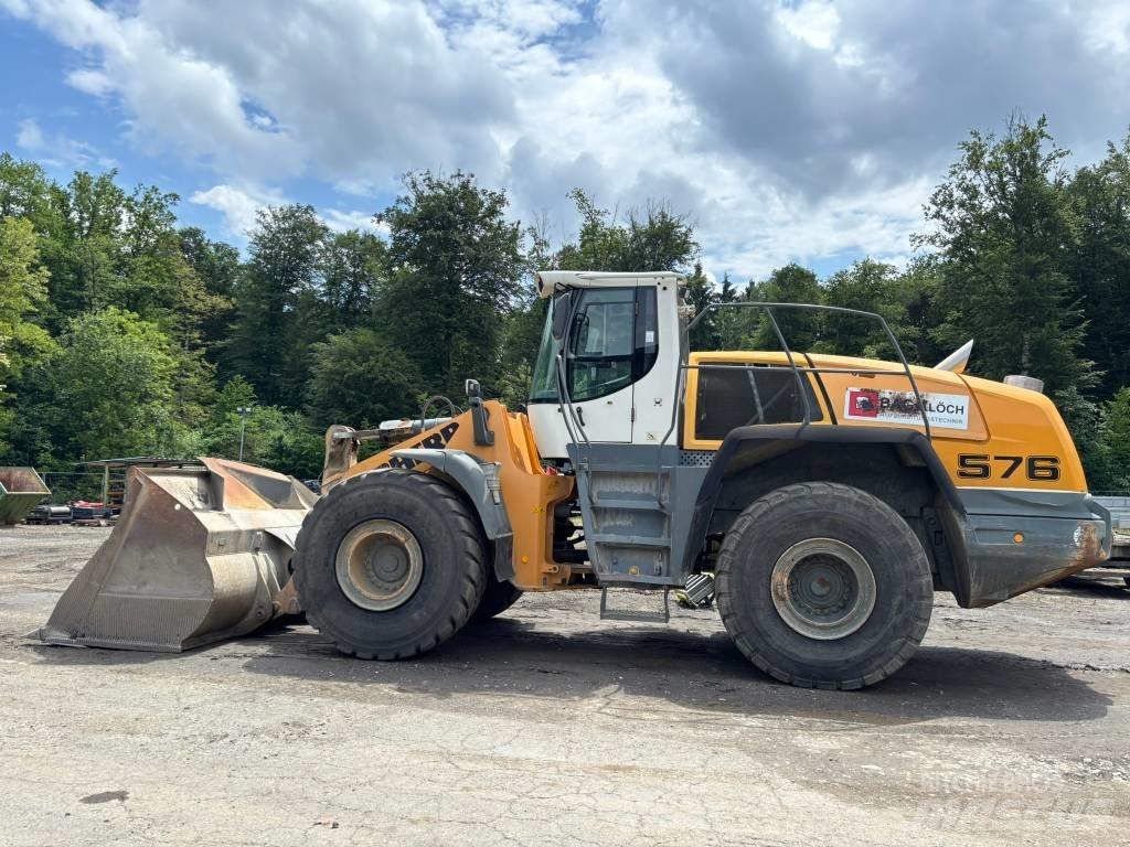 Liebherr L 576 لوادر بعجل