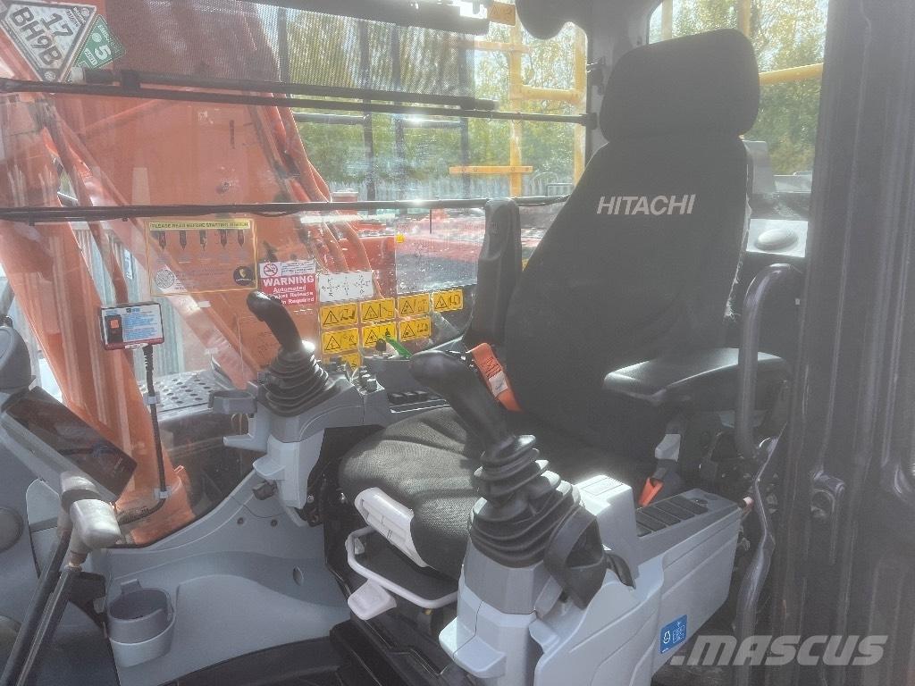 Hitachi zx130-7 حفارات زحافة