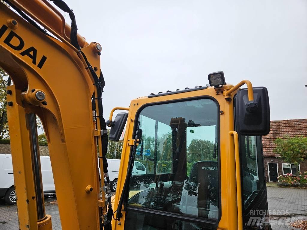 Hyundai Robex 25-9 حفارات صغيرة أقل من 7 طن (حفارات صغيرة)