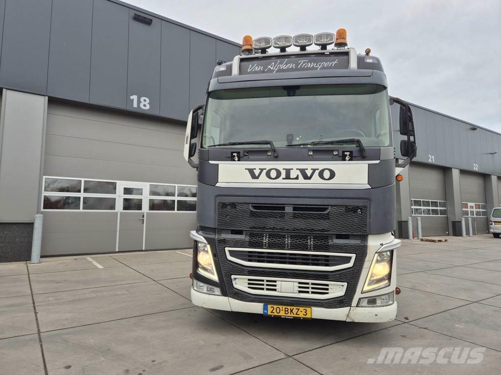 Volvo FH سيارات