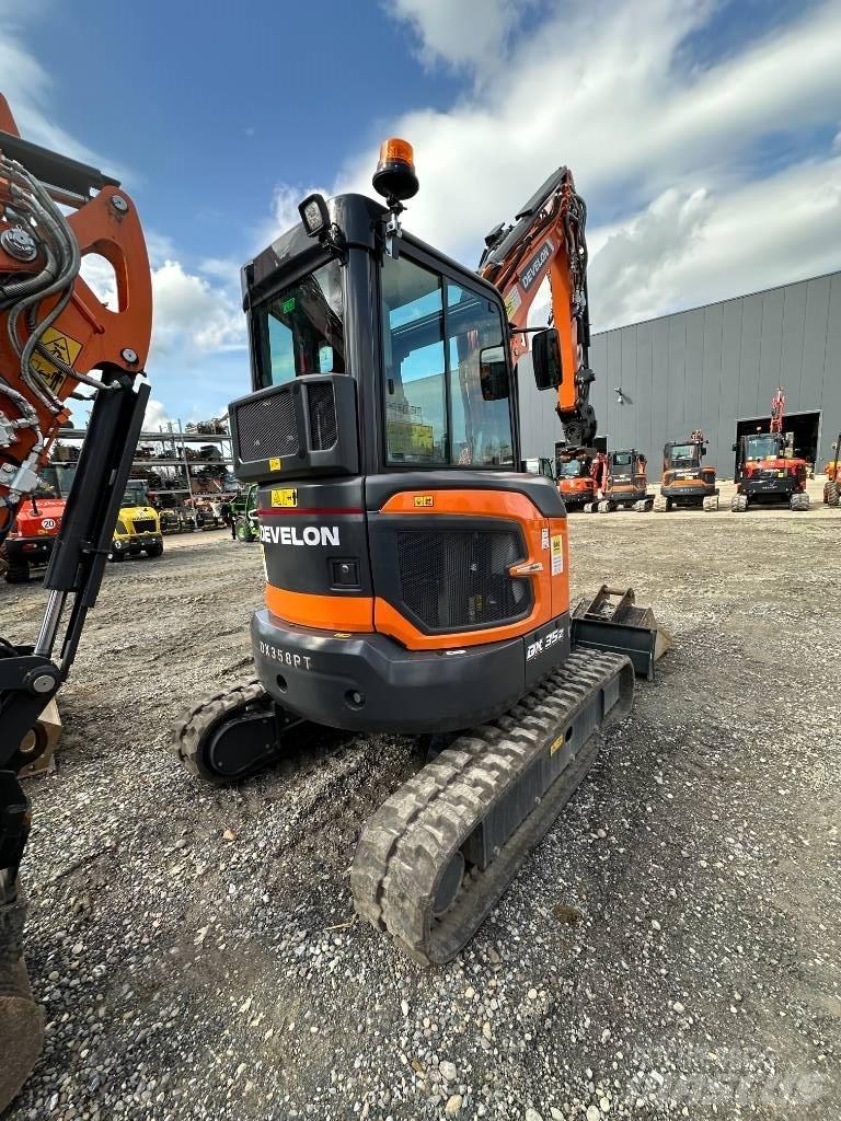 Develon DX 35 Z-7 حفارات صغيرة أقل من 7 طن (حفارات صغيرة)