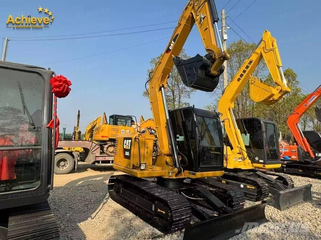 CAT 307 حفارات زحافة
