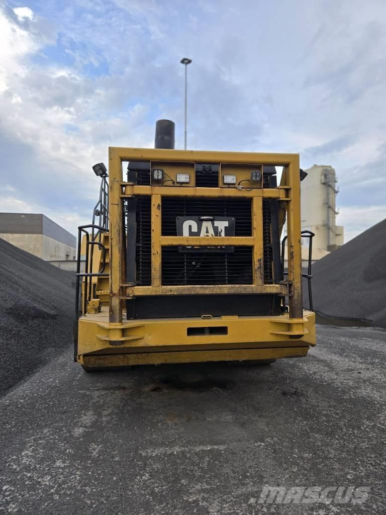CAT 988 K لوادر بعجل
