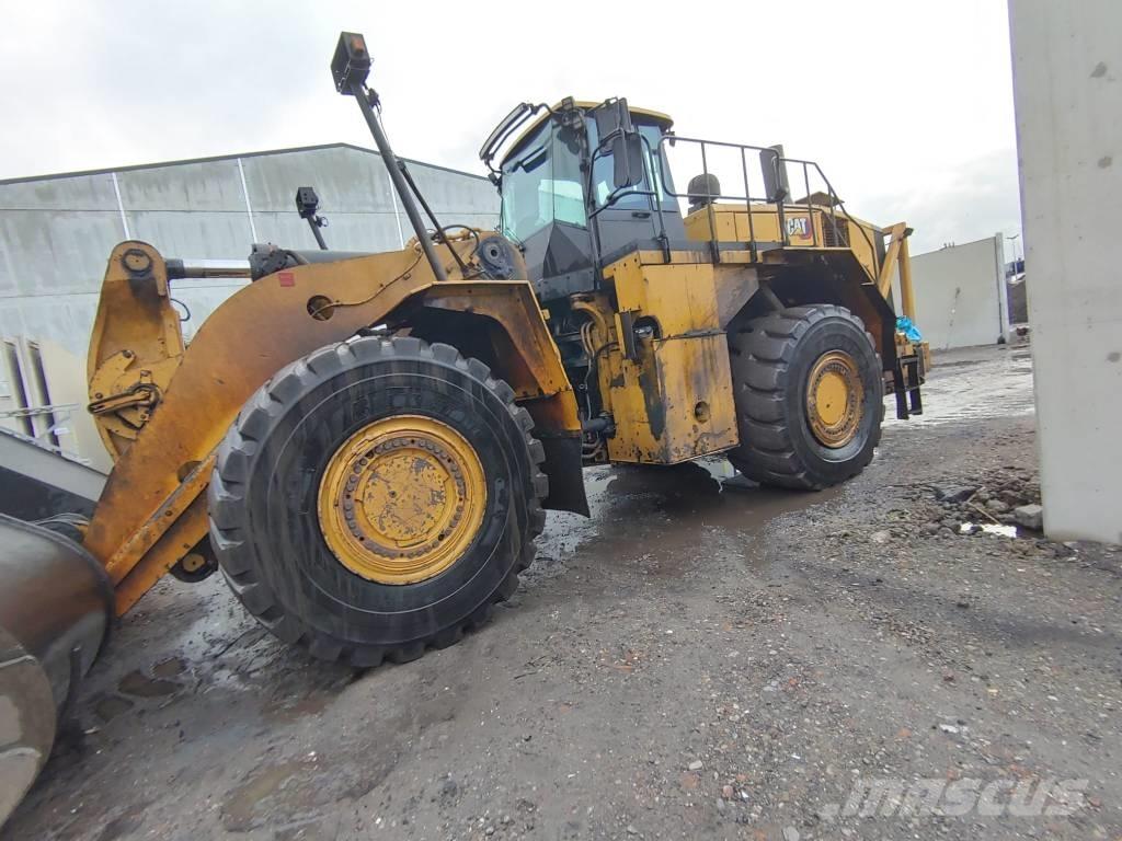 CAT 988 K لوادر بعجل