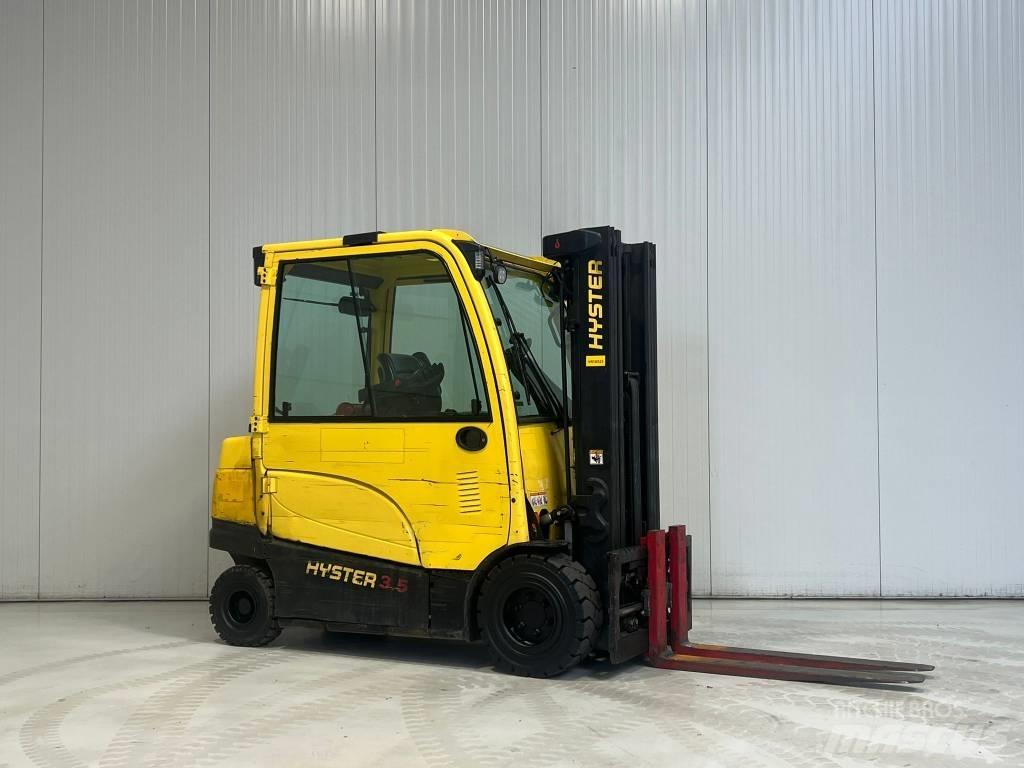 Hyster J3.5XN شاحنات ذات رافعات شوكية تعمل بالكهرباء