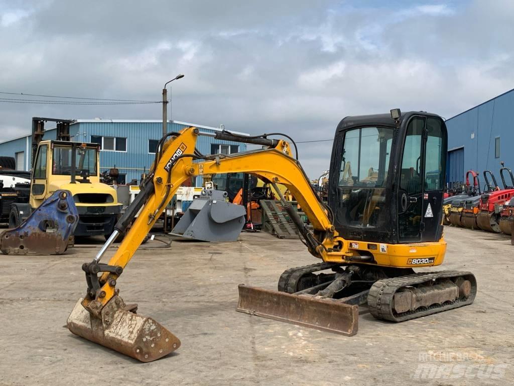 JCB 8030 ZTS حفارات صغيرة أقل من 7 طن (حفارات صغيرة)