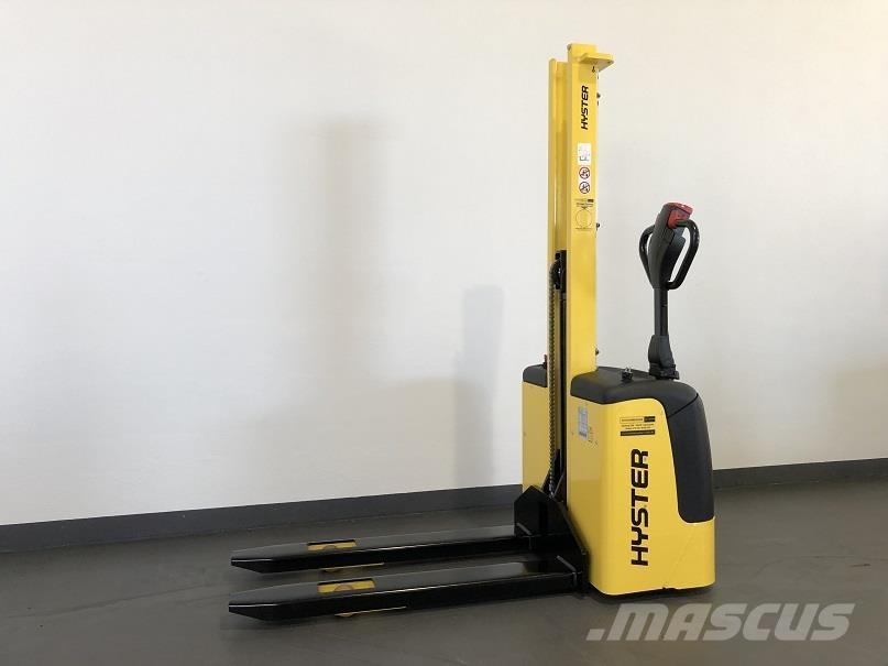 Hyster SC1.0 شاحنات مناولة ذاتية الدفع