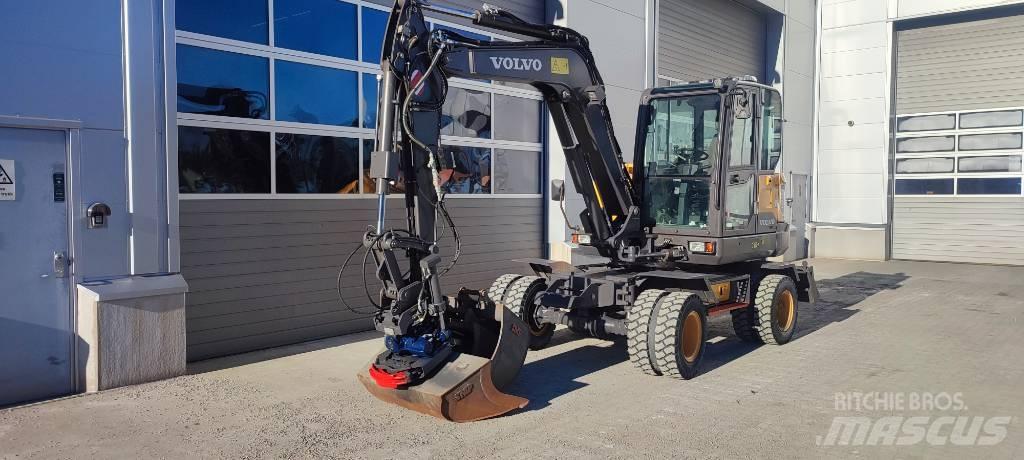 Volvo EW60E حفارات بعجل