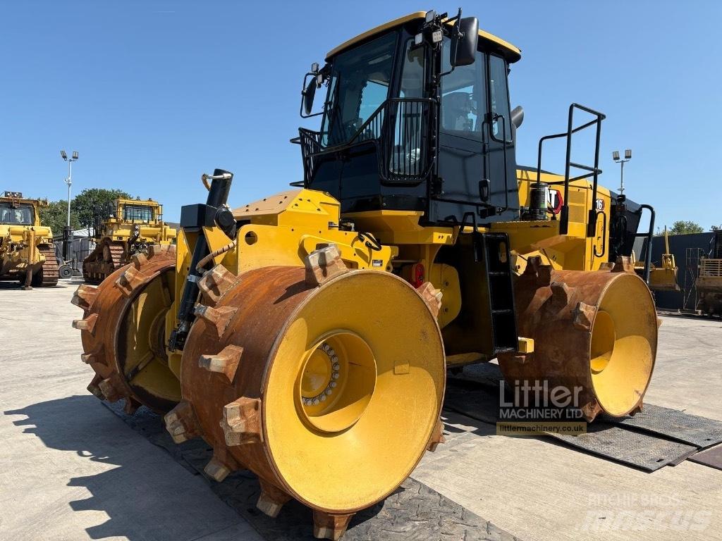 CAT 816 مكابس المخلفات