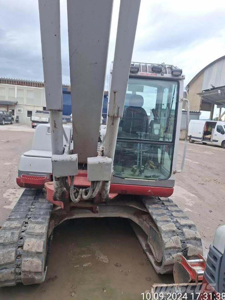 Takeuchi TB 175 حفارات وسط 7 طن - 12 طن