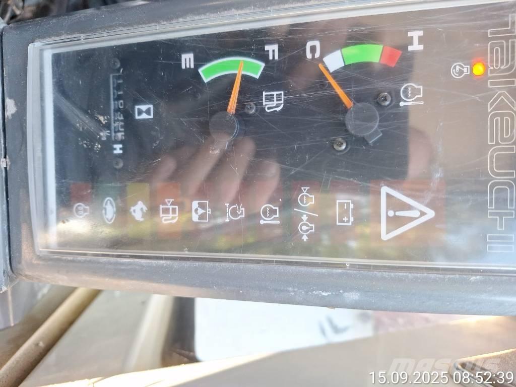 Takeuchi TB 175 حفارات وسط 7 طن - 12 طن