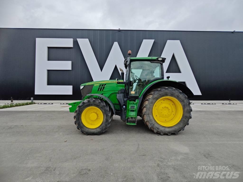 John Deere 6215 R الجرارات