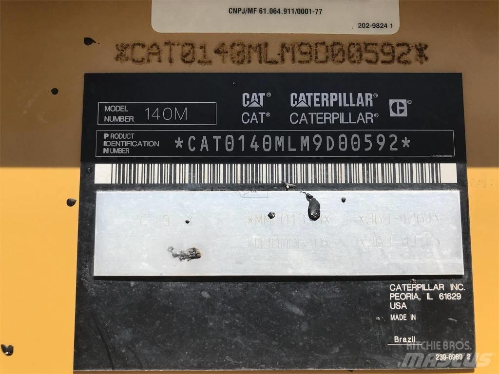 CAT 140m2 VHP Plus معدات تمهيد الطرق