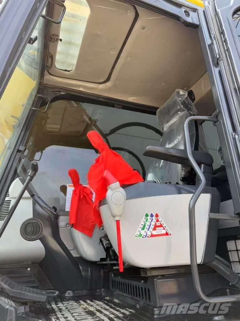 Komatsu PC 200-8N1 حفارات زحافة