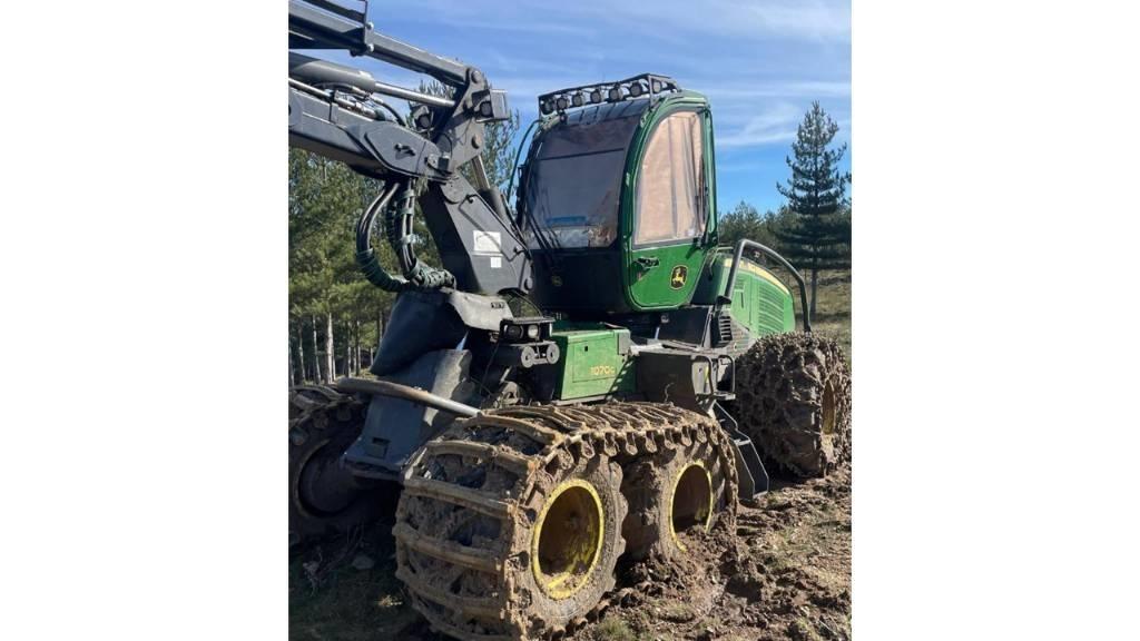 John Deere 1070 G حصادات