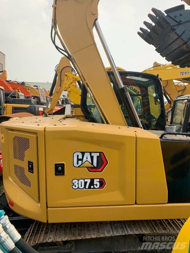 CAT 307.5 حفارات زحافة
