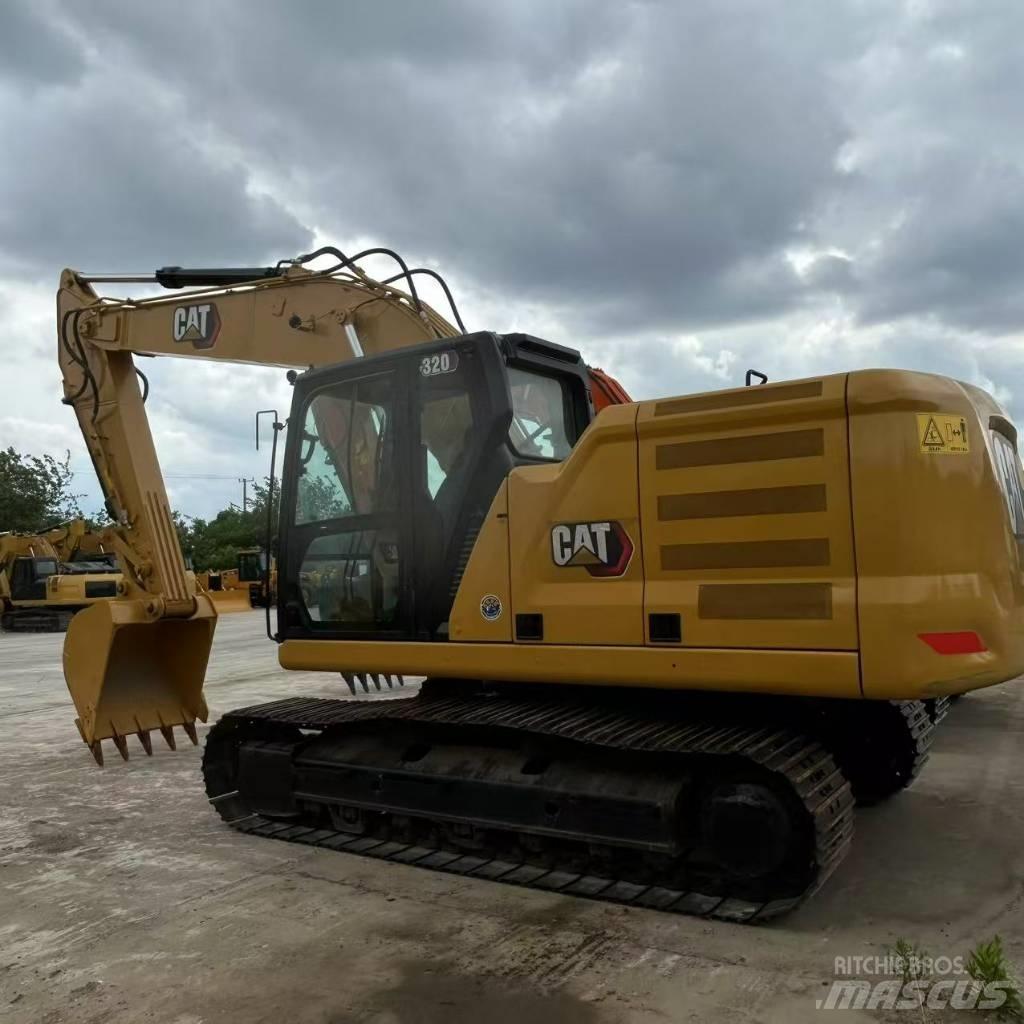 CAT 320 GC حفارات زحافة