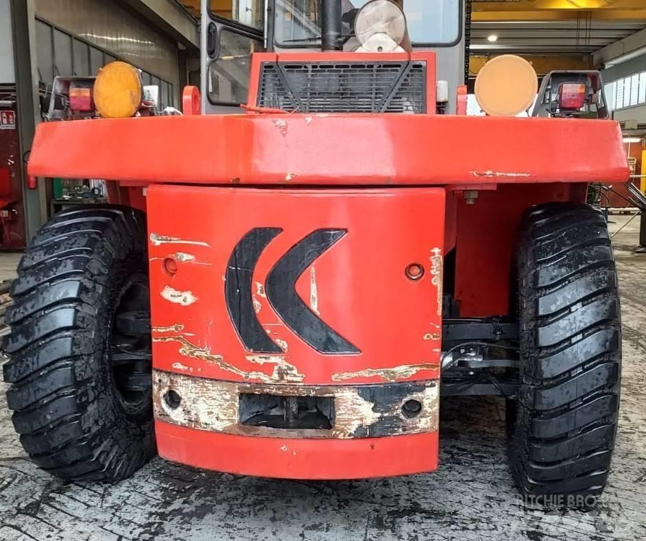 Kalmar DCD 200-12 LB شاحنات الديزل