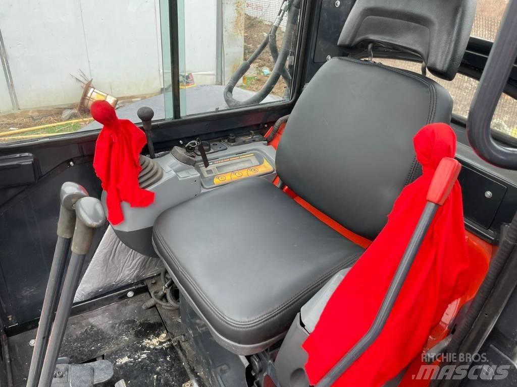 Kubota U 35 حفارات زحافة