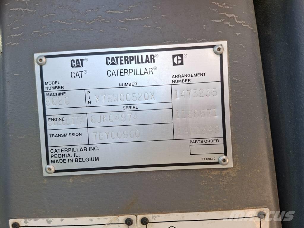 CAT 962 G لوادر بعجل