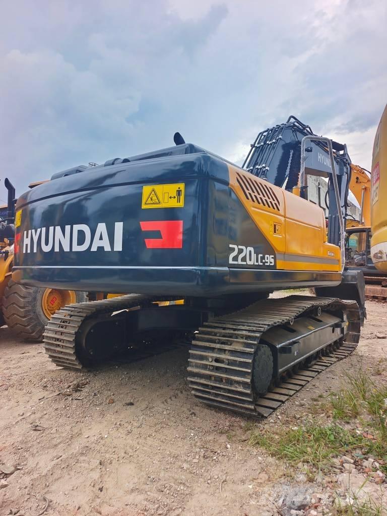 Hyundai 220LC-9S حفارات زحافة