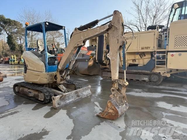Bobcat E 27 حفارات صغيرة أقل من 7 طن (حفارات صغيرة)