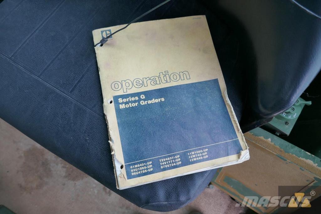 CAT 130G Ex-army معدات تمهيد الطرق