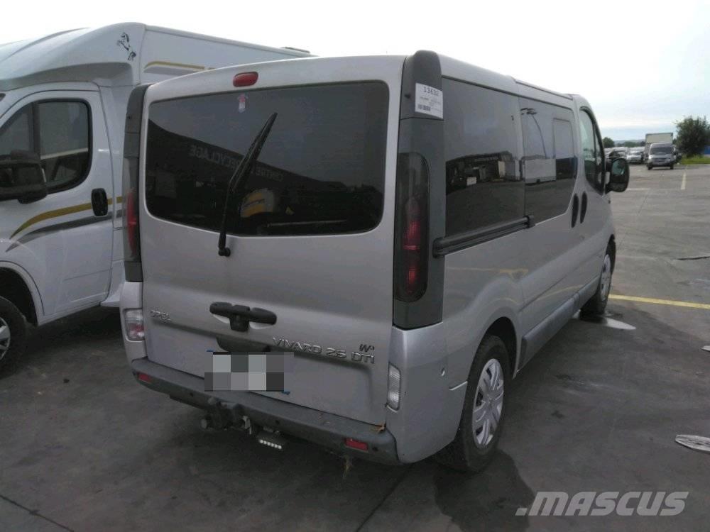 Opel Vivaro 1 حافلة صغيرة
