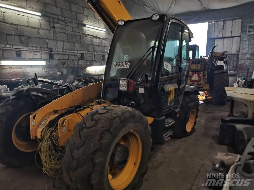 JCB 536-70 parts مناولات متداخلة