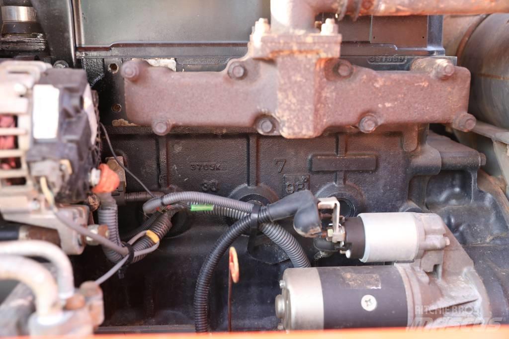 Hitachi ZX 60 حفارات زحافة