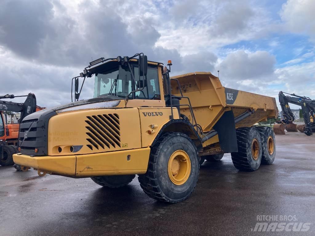 Volvo A 25 E ساحبات مفصلية