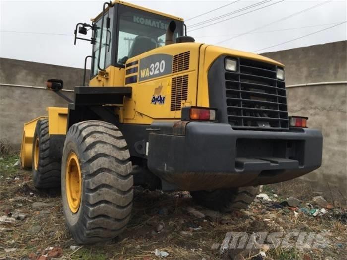 Komatsu WA 320-5 لوادر بعجل