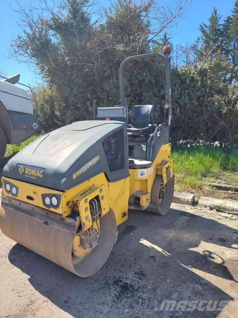Bomag BW 120 AD-5 مداحل ثنائية الاسطوانة