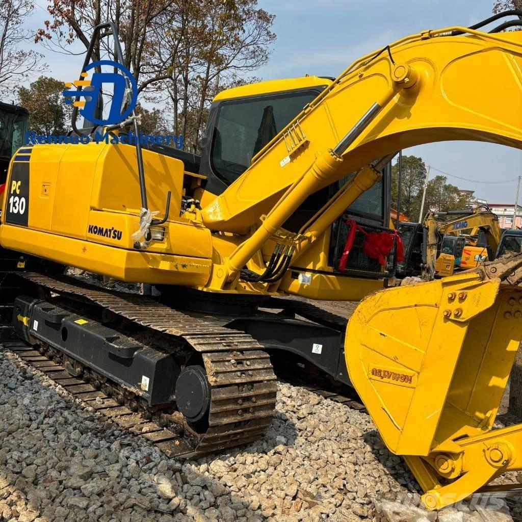 Komatsu PC 130 حفارات زحافة