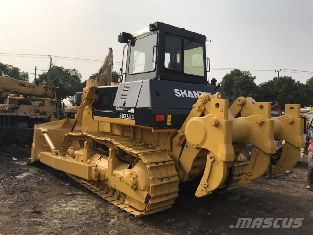 Shantui SD 16 بلدوزرات مجنزرة