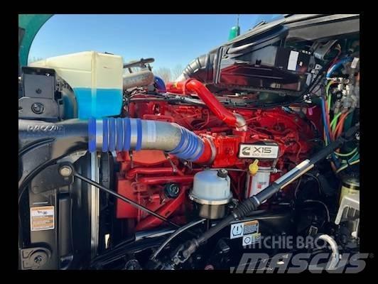Kenworth T 680 وحدات الجر